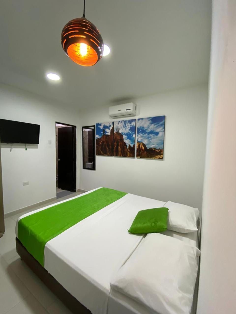 Hotel Sol Del Desierto Villavieja Exterior foto