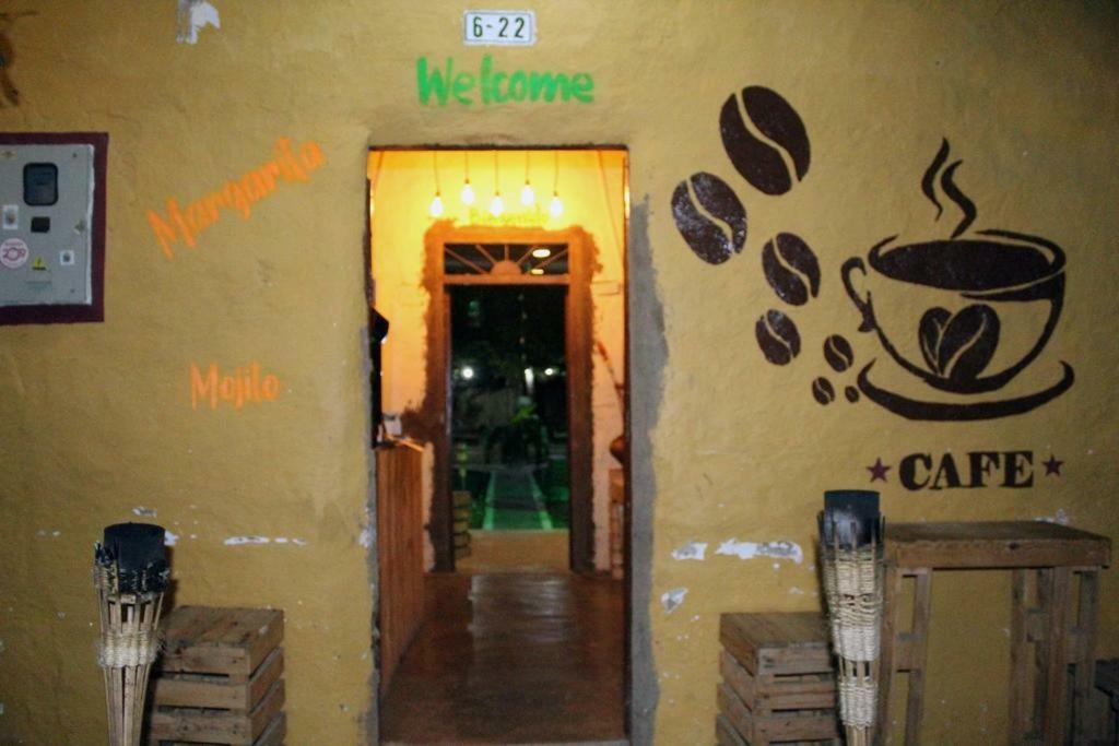 Hotel Sol Del Desierto Villavieja Exterior foto